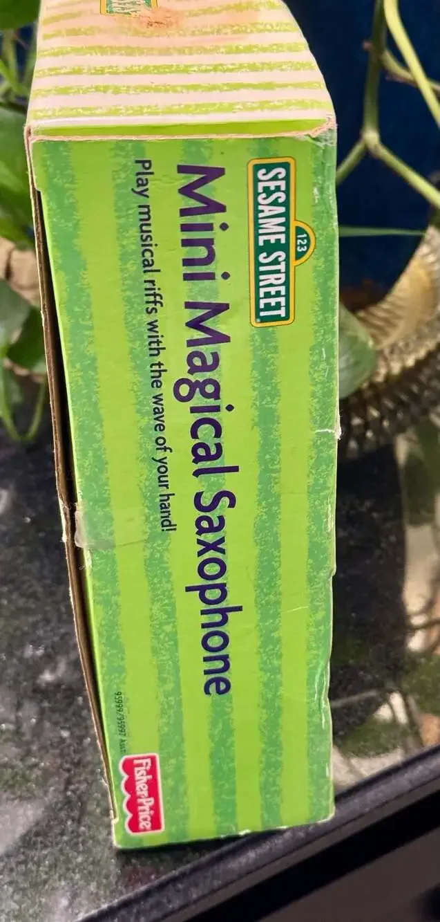 Fisher-Price Sesame Street Music Works Mini Magical Saxophone